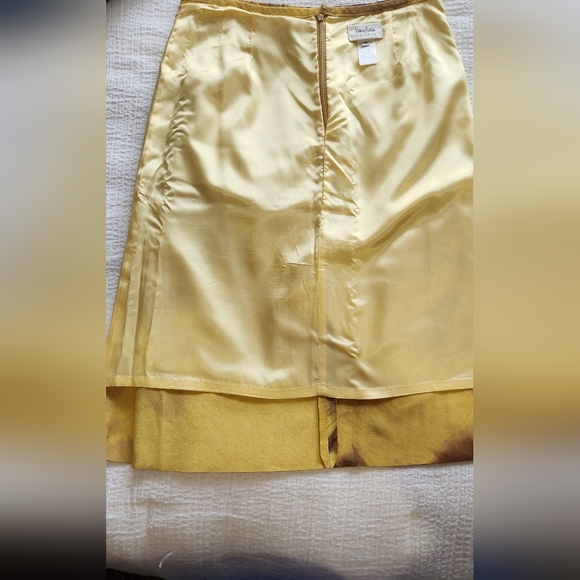 Neiman Marcus Suede Skirt Size 8 - Picture 4 of 8